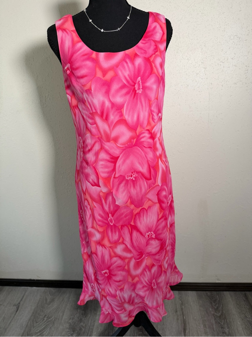 Studio I Pink Floral Sleeveless Midi Dress